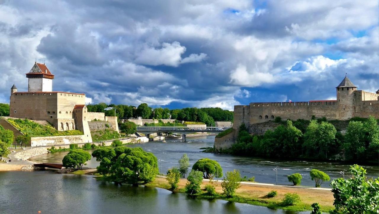 Avers House * Narva