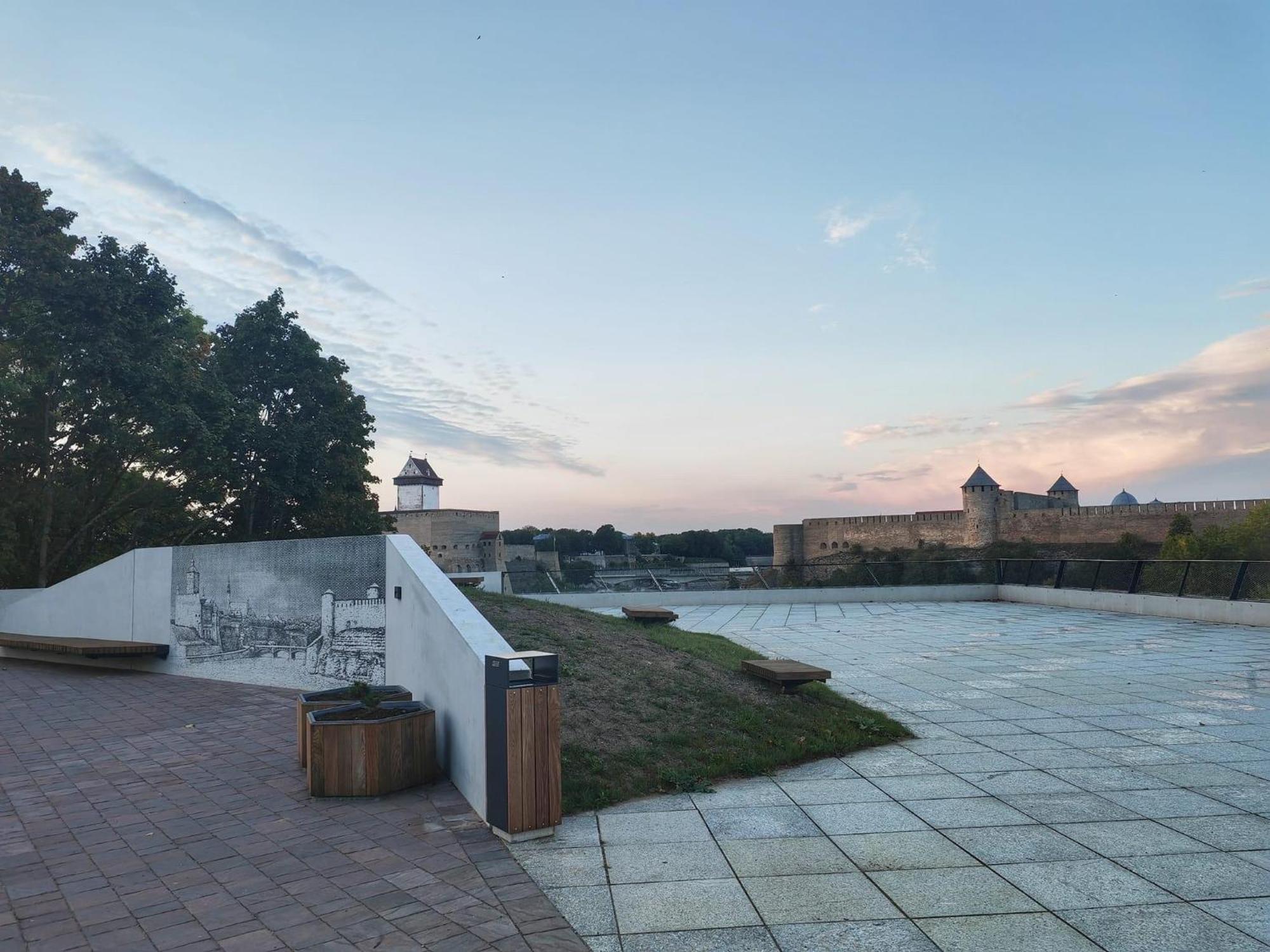 Avers House Narva