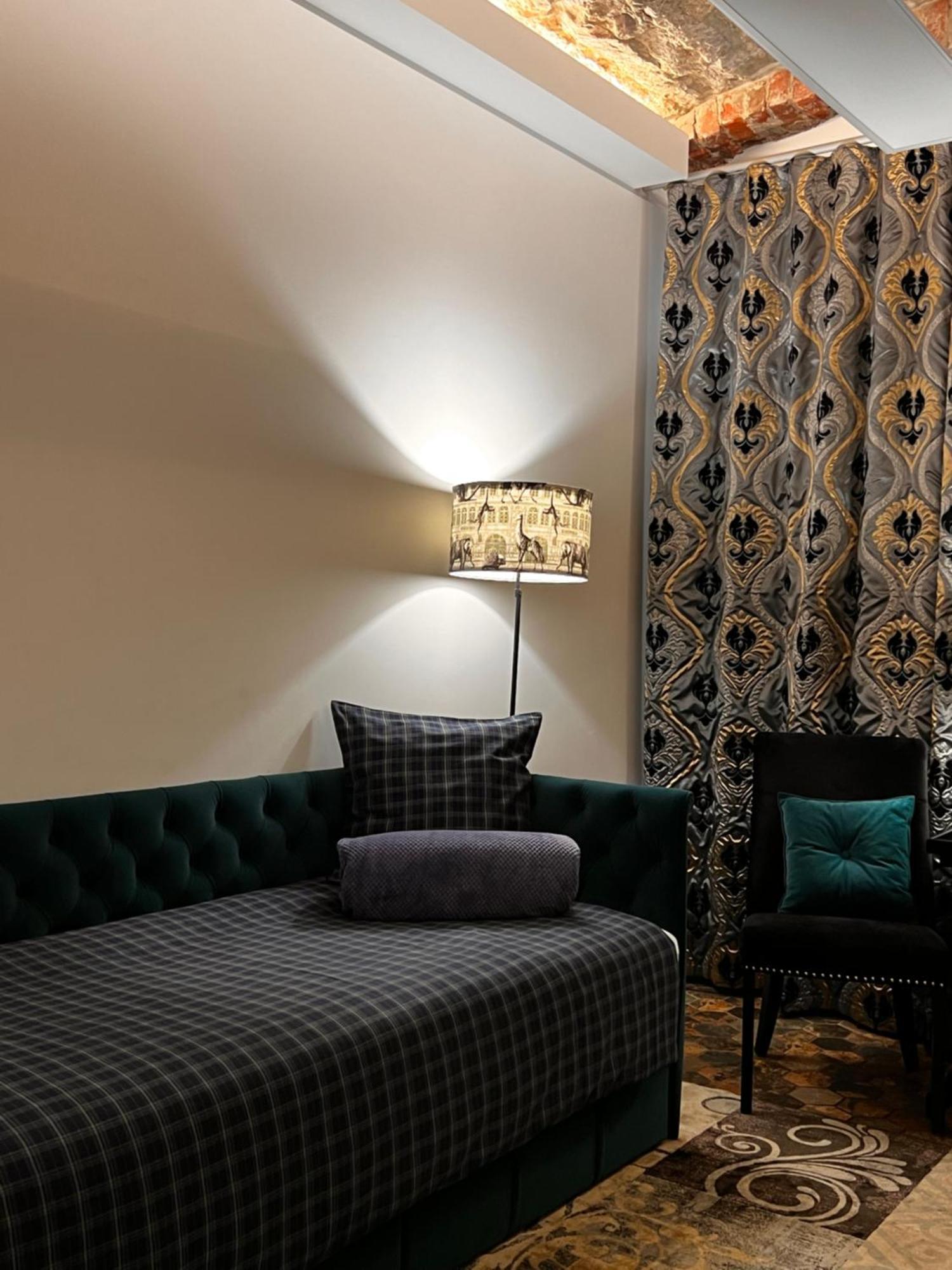 Avers House Leilighet Narva